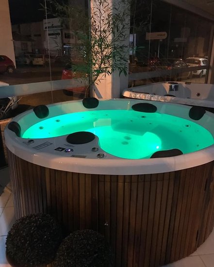 Spa Redondo Alpha Tub Diamante em Gel Coat