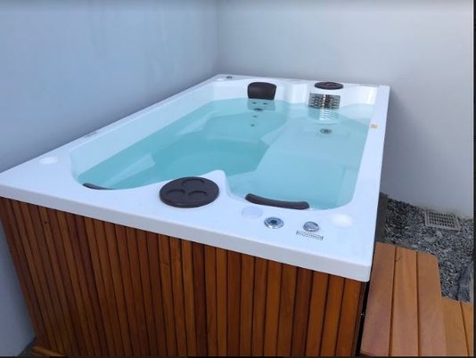 Spa Retangular Batel Esmeralda em Gel Coat