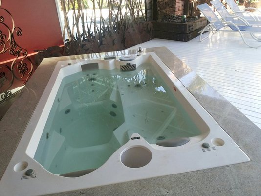 Spa Retangular Batel Slim Plus em Gel Coat