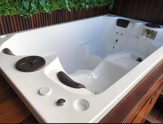 Spa Retangular Batel Slim Plus em Gel Coat
