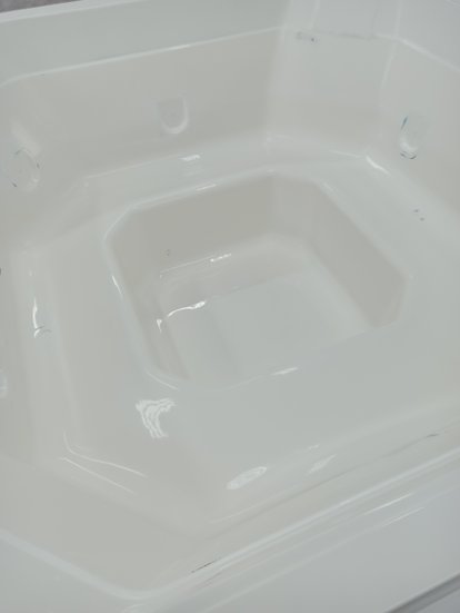 Spa Quadrado Cádiz Linha INNOVA em Gel Coat 220V Bifásico