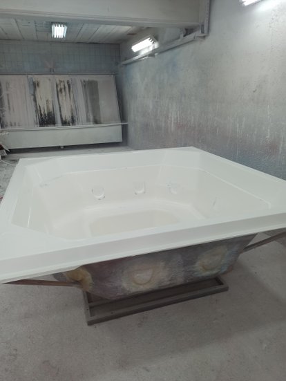 Spa Quadrado Cádiz Linha INNOVA em Gel Coat 220V Bifásico