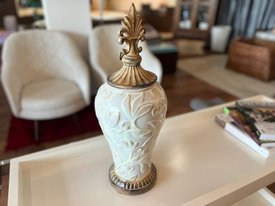 Cachepot de Cerâmica em alto relevo Grécia