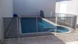 Cerca de Proteção para Piscinas Metro Linear