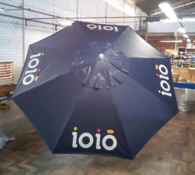 Guarda-sol Tipo Italiano Ombrelone Redondo Linha Clássica Em Madeira e Bagum Personalizado 2,40 M