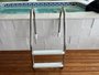 Escada Aço Inox com 2 Degraus ABS Anatômico para Piscinas