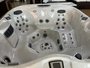 Spa Quadrado J475 Jacuzzi em Acrílico Com Fechamento e Cobertura Térmica