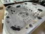 Spa Quadrado J475 Jacuzzi em Acrílico Com Fechamento e Cobertura Térmica