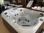 Spa Quadrado J475 Jacuzzi em Acrílico Com Fechamento e Cobertura Térmica
